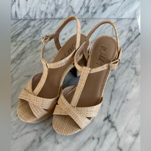 Wild Pair Women's Platform Sandals